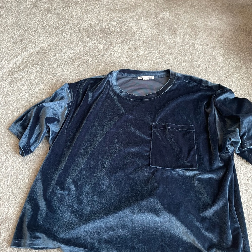 Crushed velvet top